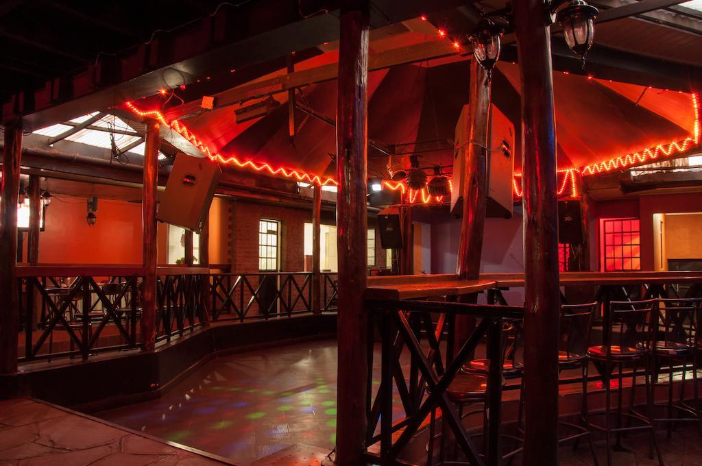 Blue Hut Hotel 奈洛比 外观 照片